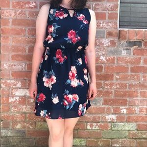 41 Hawthorn Evander Navy Blue Floral Dress